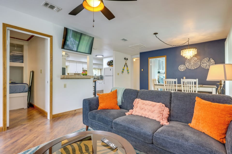 House (2 Bedrooms) | Interior