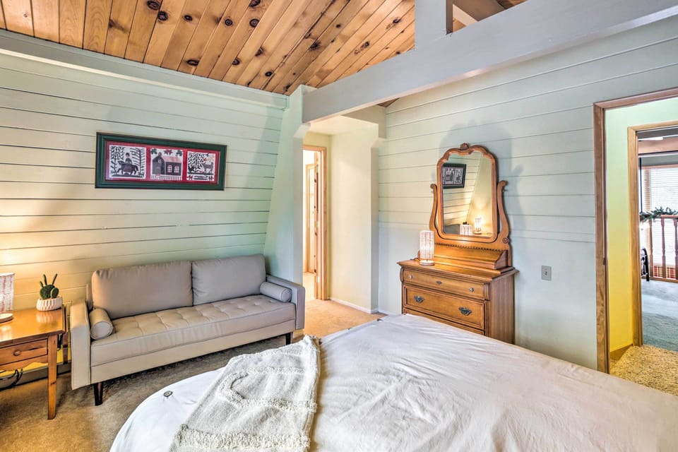 House (2 Bedrooms) | Interior