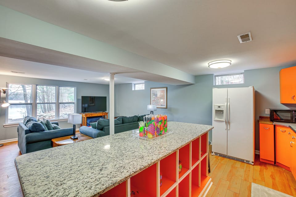 House (5 Bedrooms) | Interior