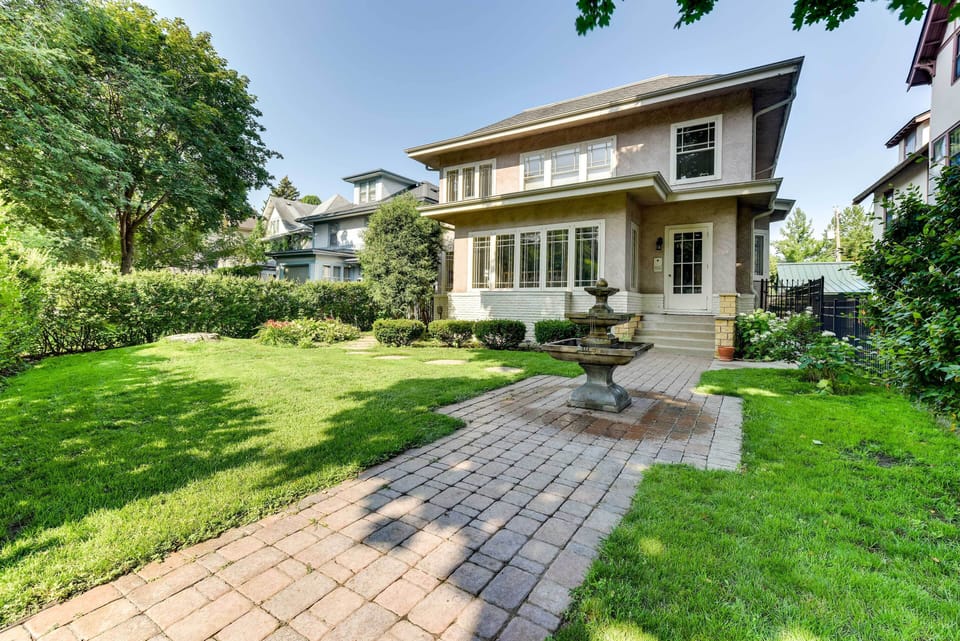 House (4 Bedrooms) | Front of property