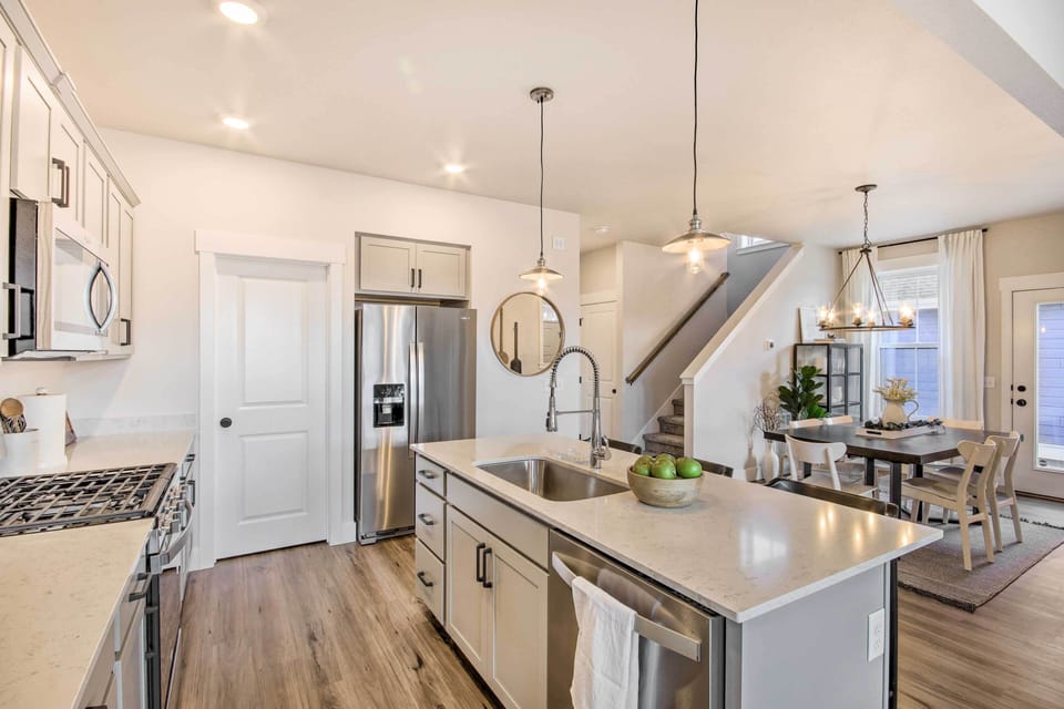 House (3 Bedrooms) | Interior