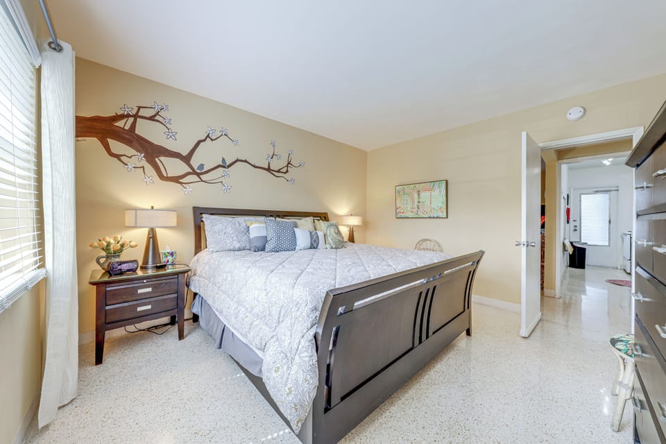 Apartment (1 Bedroom) | Interior