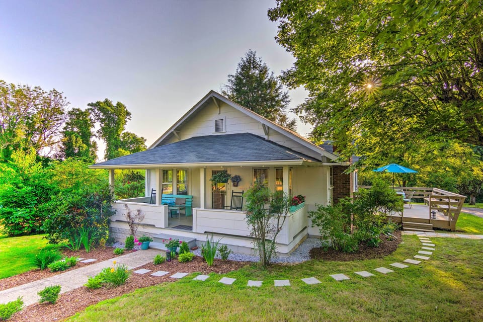 House (3 Bedrooms) | Front of property