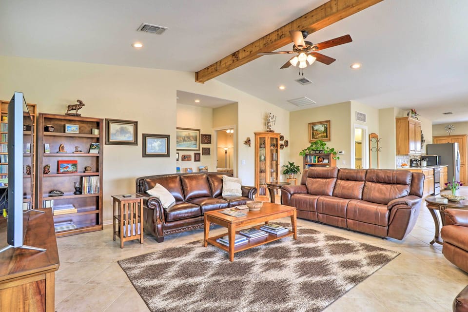 House (2 Bedrooms) | Front of property