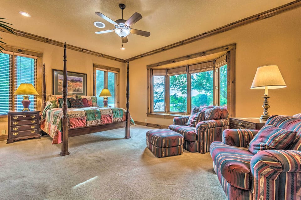 Private Dock + Water Views: Hot Springs Abode! Cottage in Rockwell