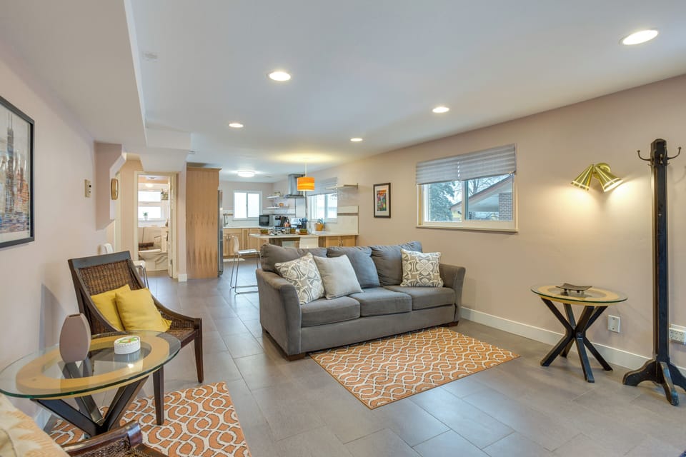 Apartment (2 Bedrooms) | Front of property