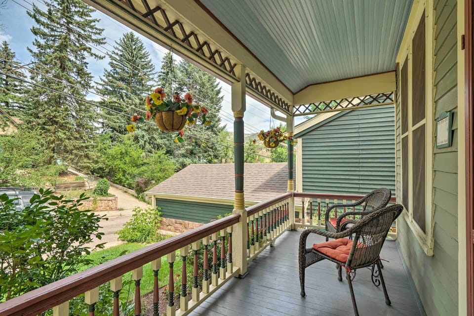 Cottage (2 Bedrooms) | Interior