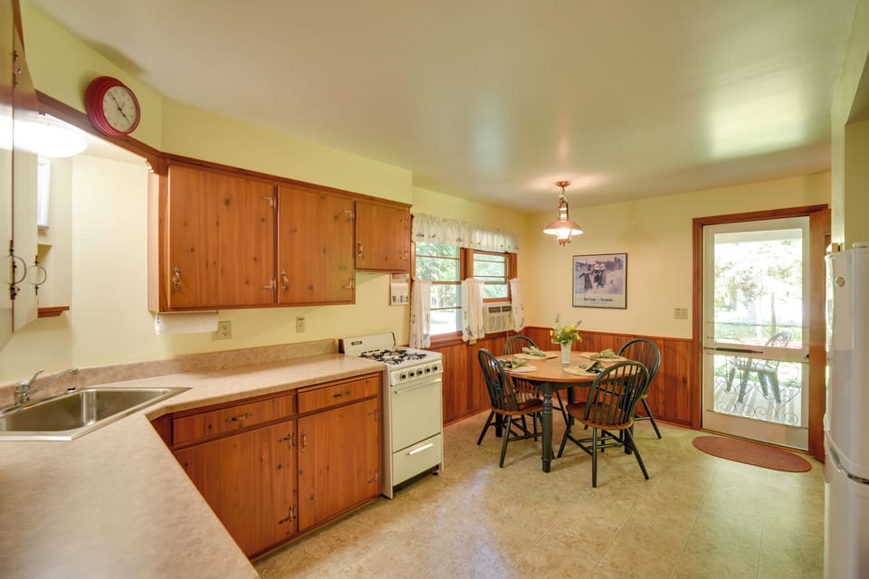 Cottage (2 Bedrooms) | Interior