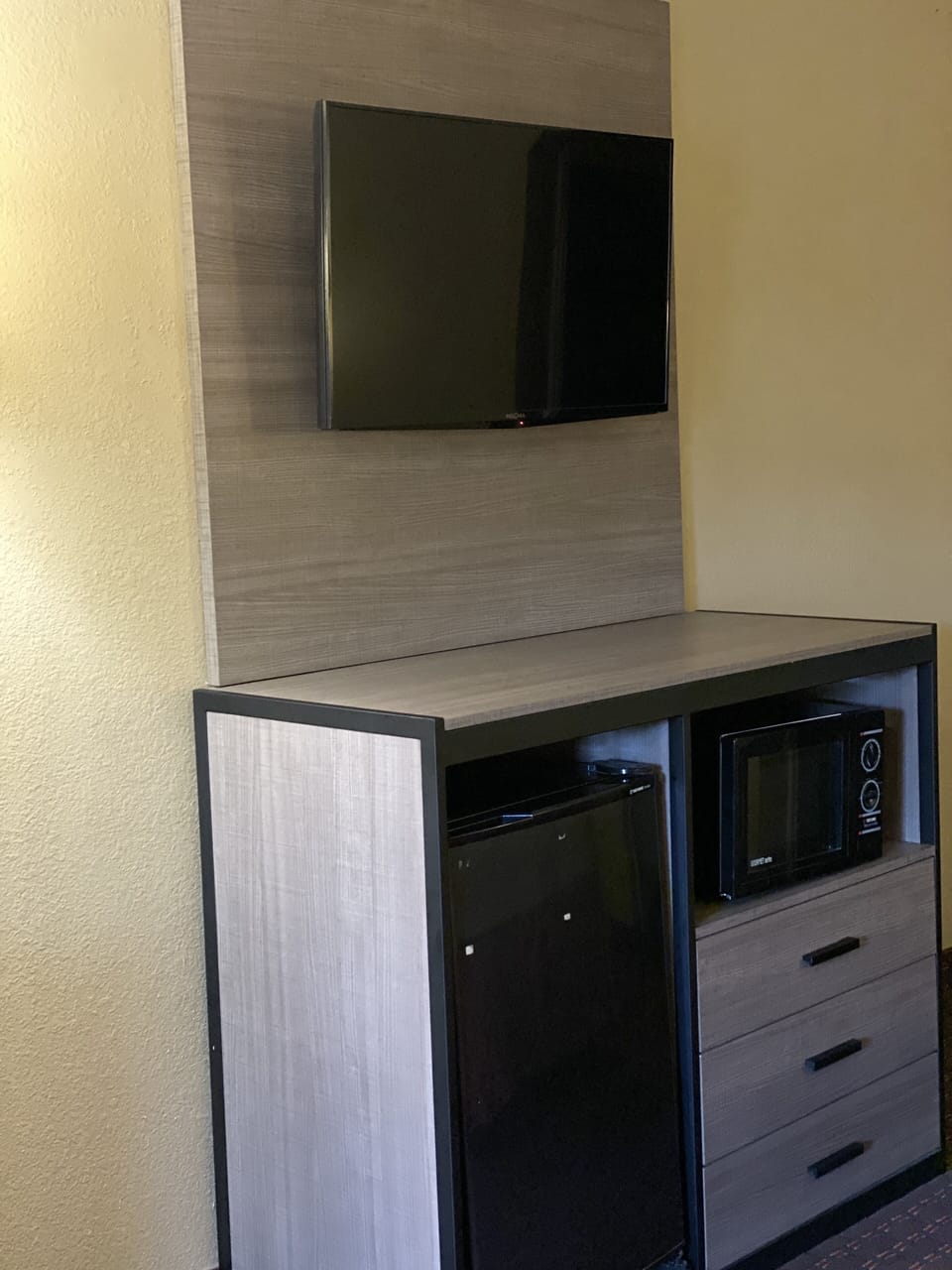 Blackout drapes, iron/ironing board, WiFi (free), bed sheets