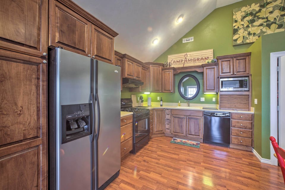 House (2 Bedrooms) | Interior