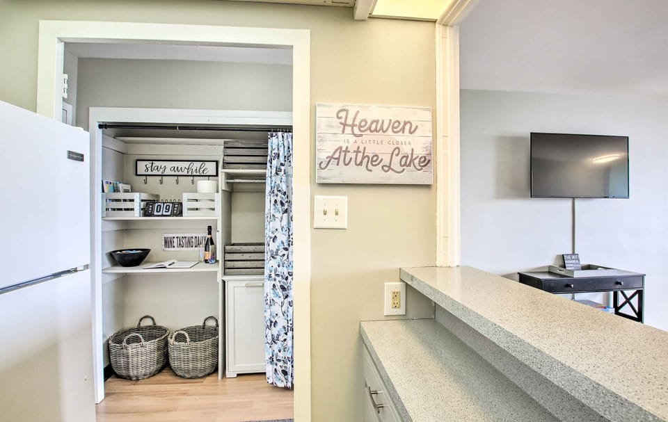 Apartment (1 Bedroom) | Interior