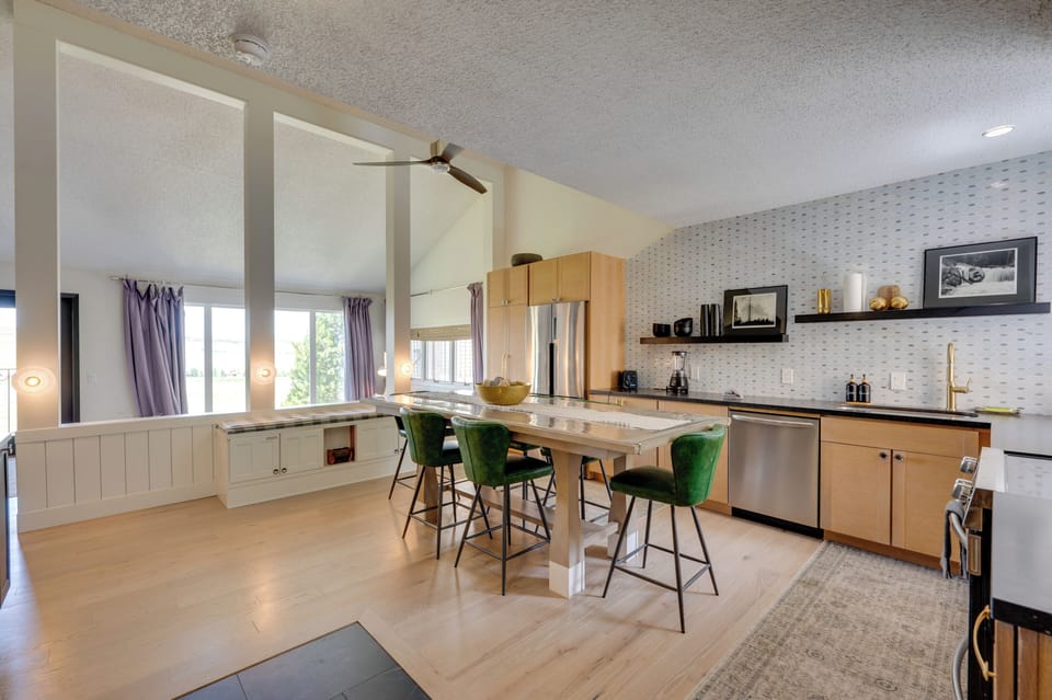 Apartment (2 Bedrooms) | Front of property