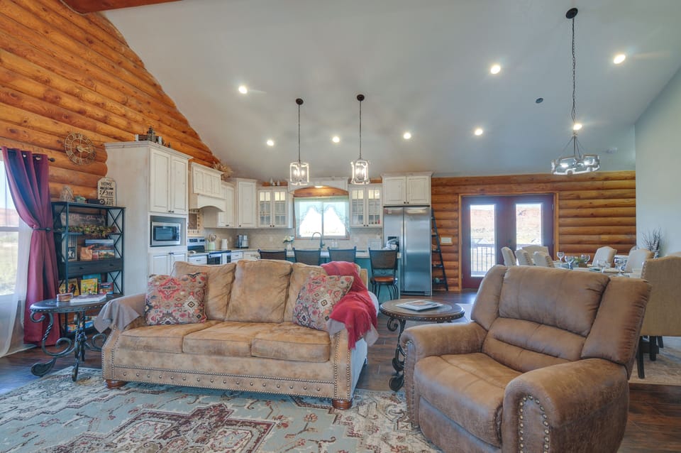 House (2 Bedrooms) | Interior