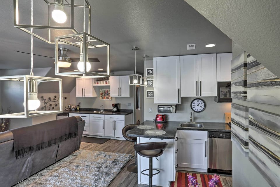 House (2 Bedrooms) | Interior