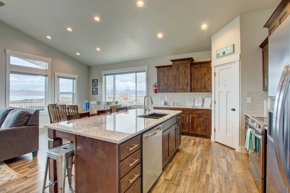 House (4 Bedrooms) | Interior