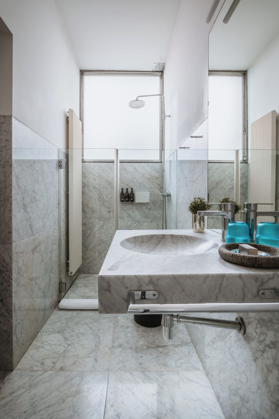 Apartment, 1 Bedroom, Kitchenette, Sea View | Bathroom | Shower, designer toiletries, hair dryer, bathrobes