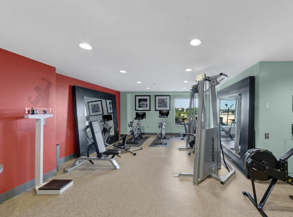 DoubleTree Suites by Hilton Hotel Boston - Cambridge Hotel in Allston