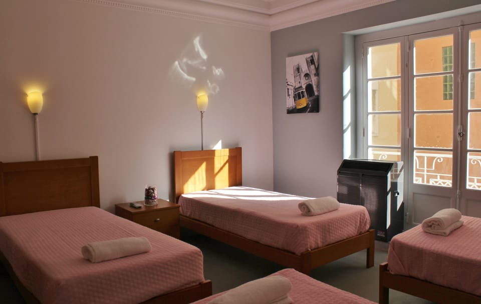 Residencial Duque de Saldanha Bed and Breakfast in Lisbon