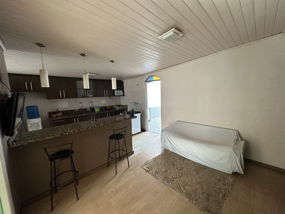 Basic Room | 1 bedroom, laptop workspace, WiFi (free), bed sheets