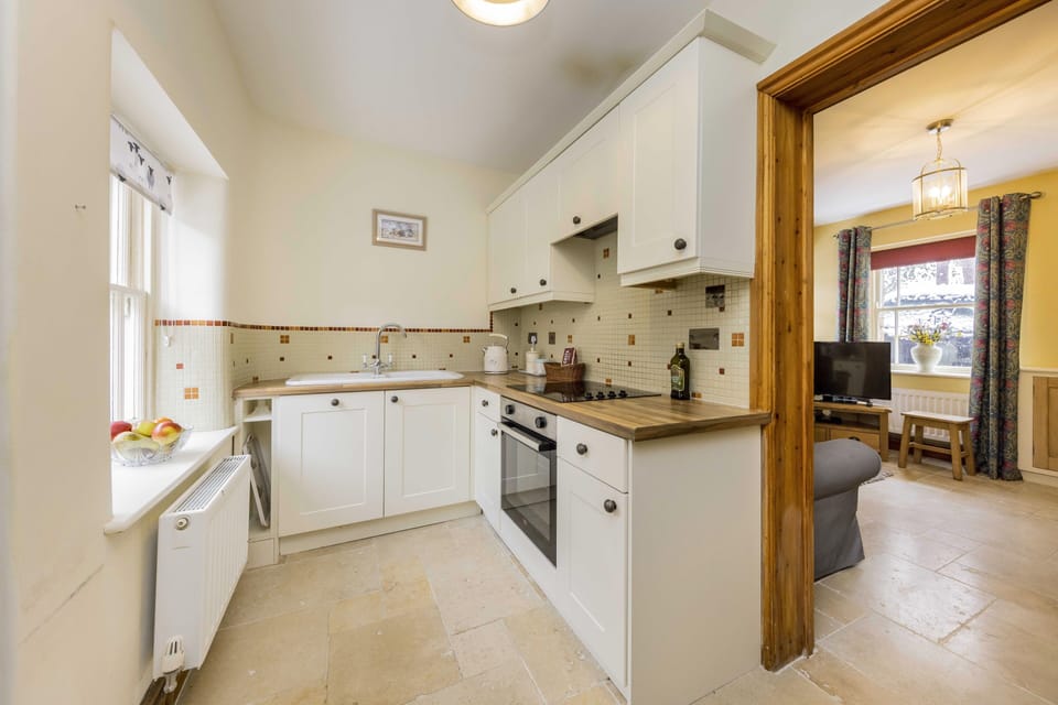 Cottage, 2 Bedrooms | Bed sheets