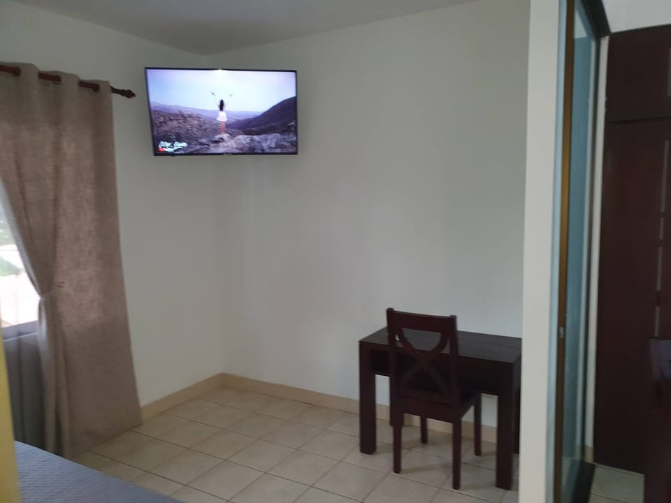 Apartment, 1 Bedroom | Room amenity