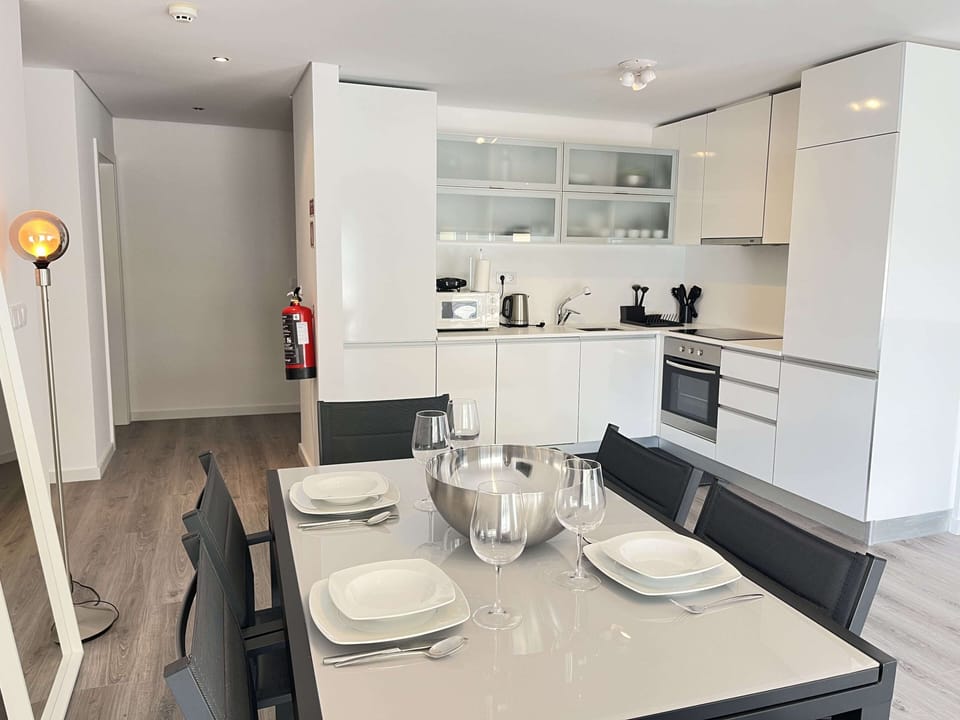 Apartment | Private kitchen | Full-size fridge, microwave, oven, stovetop
