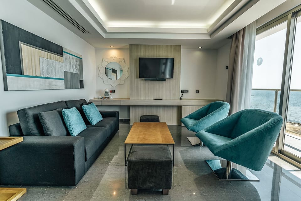 Suite, Balcony, Oceanfront (Journey Signature Suite) "Minibar no refill" | Beach/ocean view