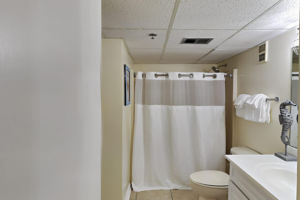 Edgewater Tower III #805 by Resort Collection Apartment in Panama City Beach