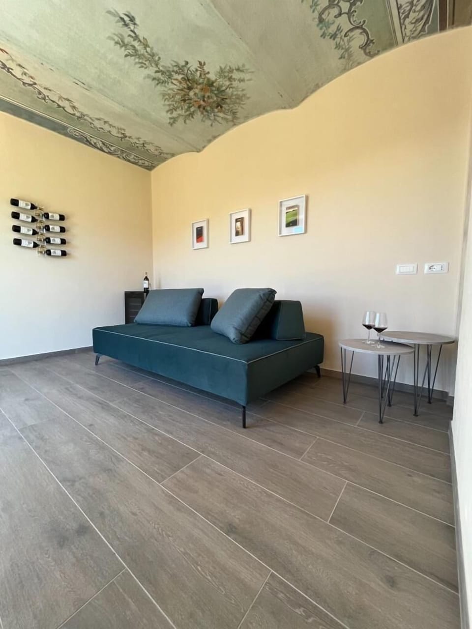 Panoramic Suite, 1 Bedroom, Pool Access, Garden View | Living area | 32-inch flat-screen TV with satellite channels, TV, heated floors