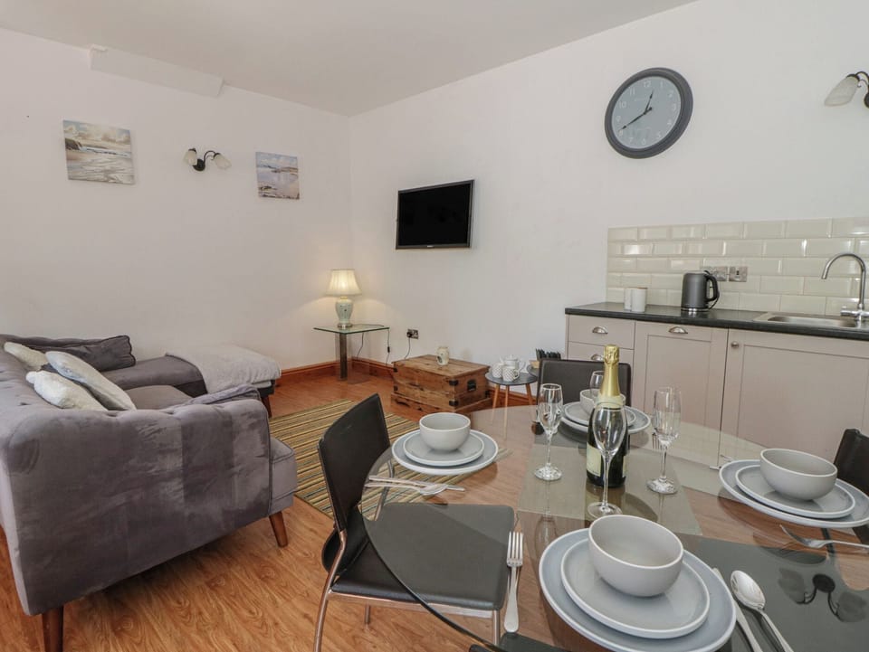Cottage | Living area