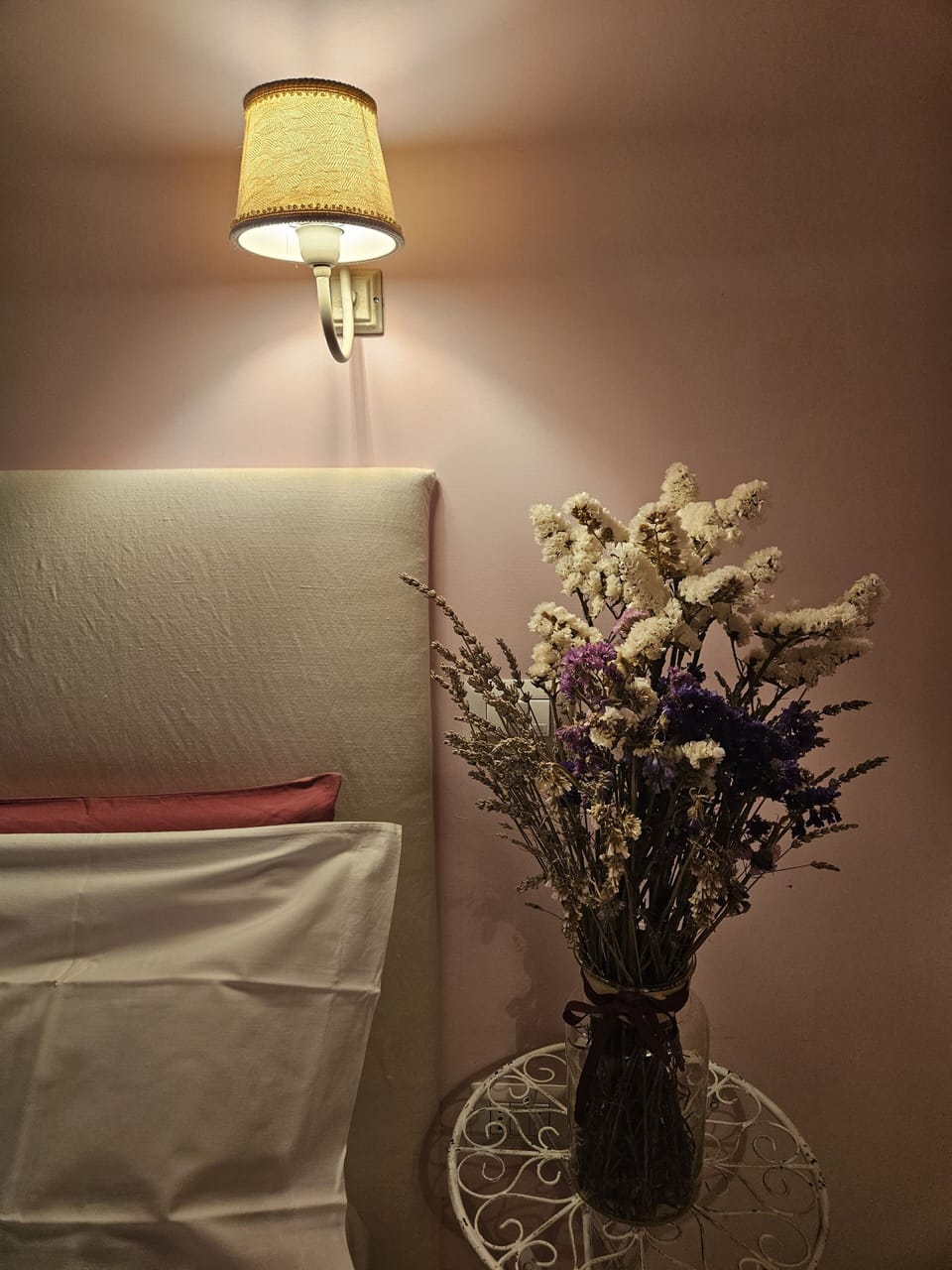 Basic Apartment | Free WiFi, bed sheets