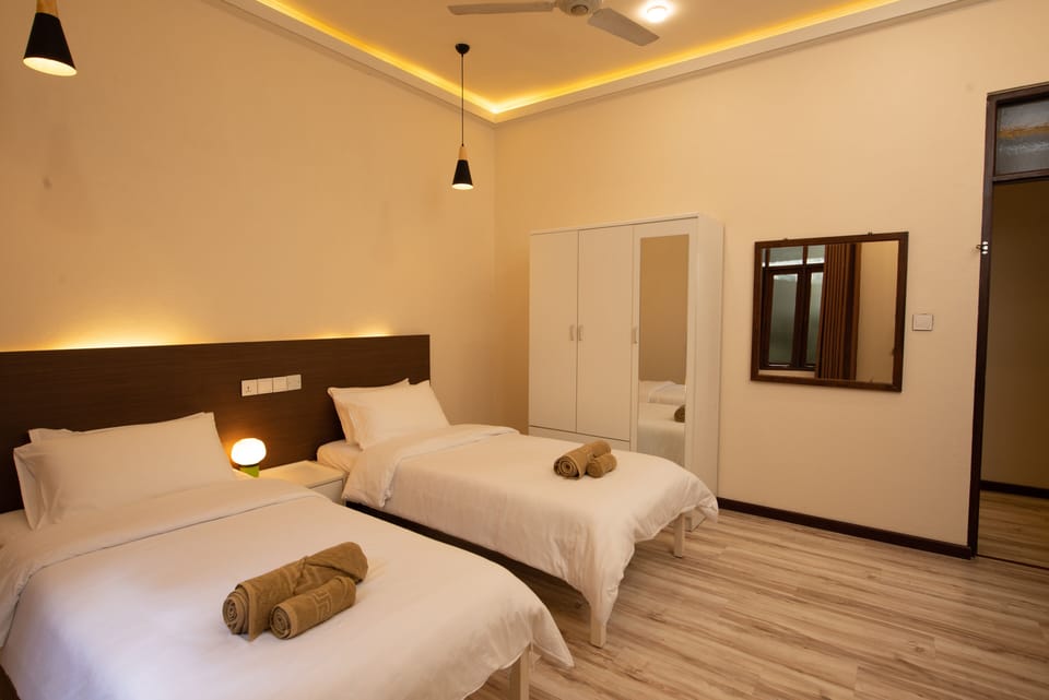 Economy Room | 1 bedroom, minibar, desk, laptop workspace