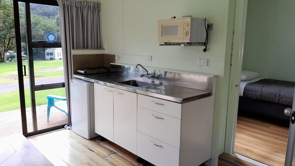 Cabin 8 - Family Cabin for 4 Pax | Private kitchen | Mini-fridge, microwave, toaster, highchair