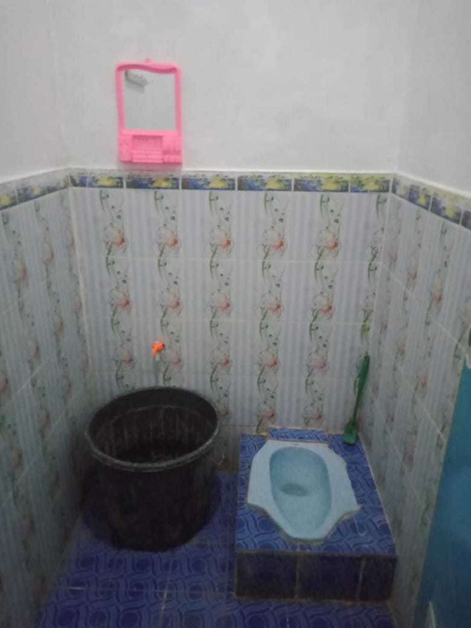 Deluxe Double Room | Bathroom | Shower