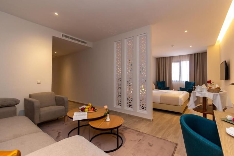 Superior Suite | Select Comfort beds, minibar, in-room safe, desk