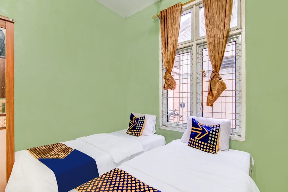 Economy Twin Room | Bed sheets
