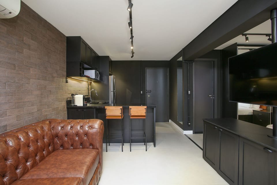 Design Studio | Living area | 40-inch Smart TV with satellite channels, TV
