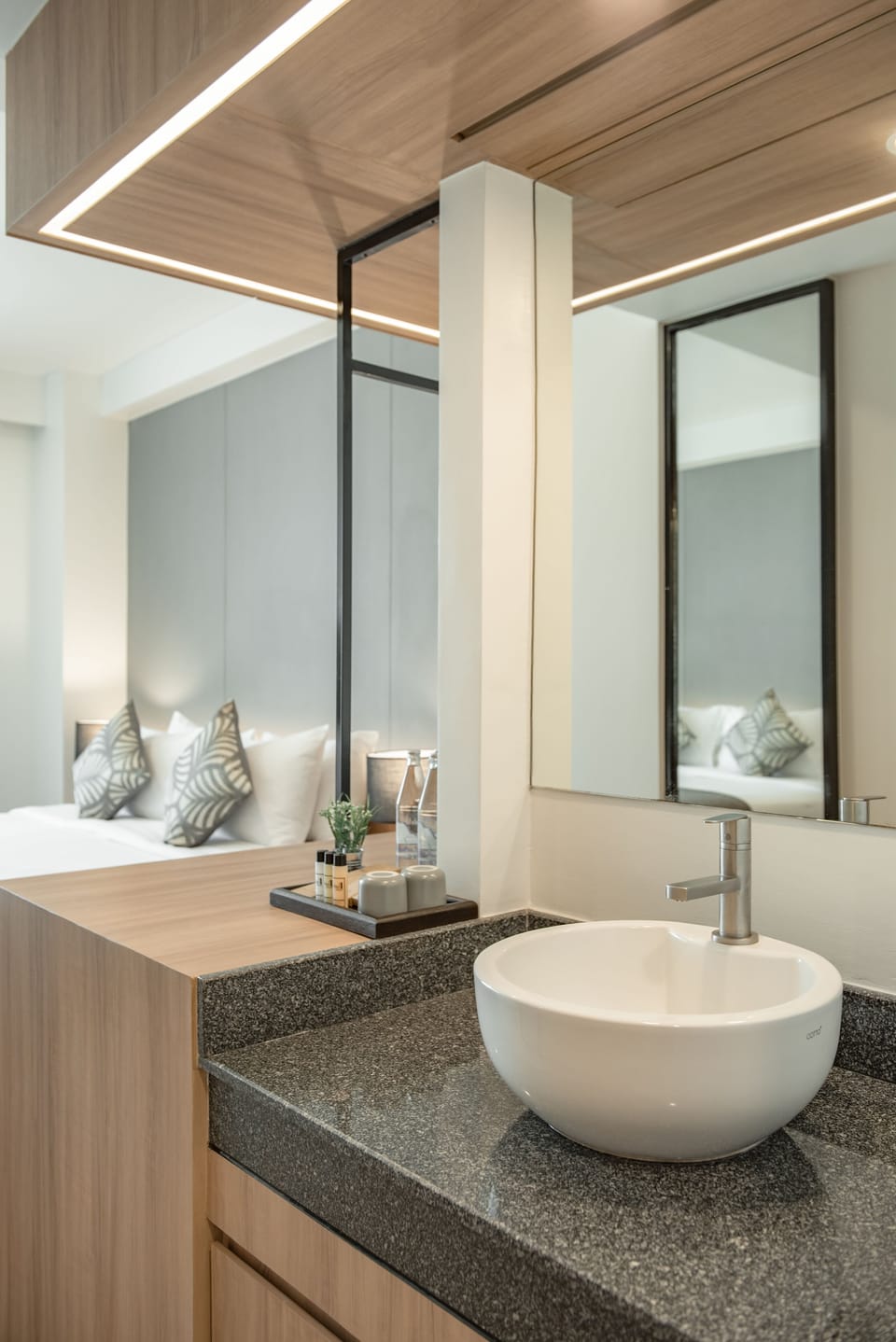 Superior Double Room | Bathroom sink