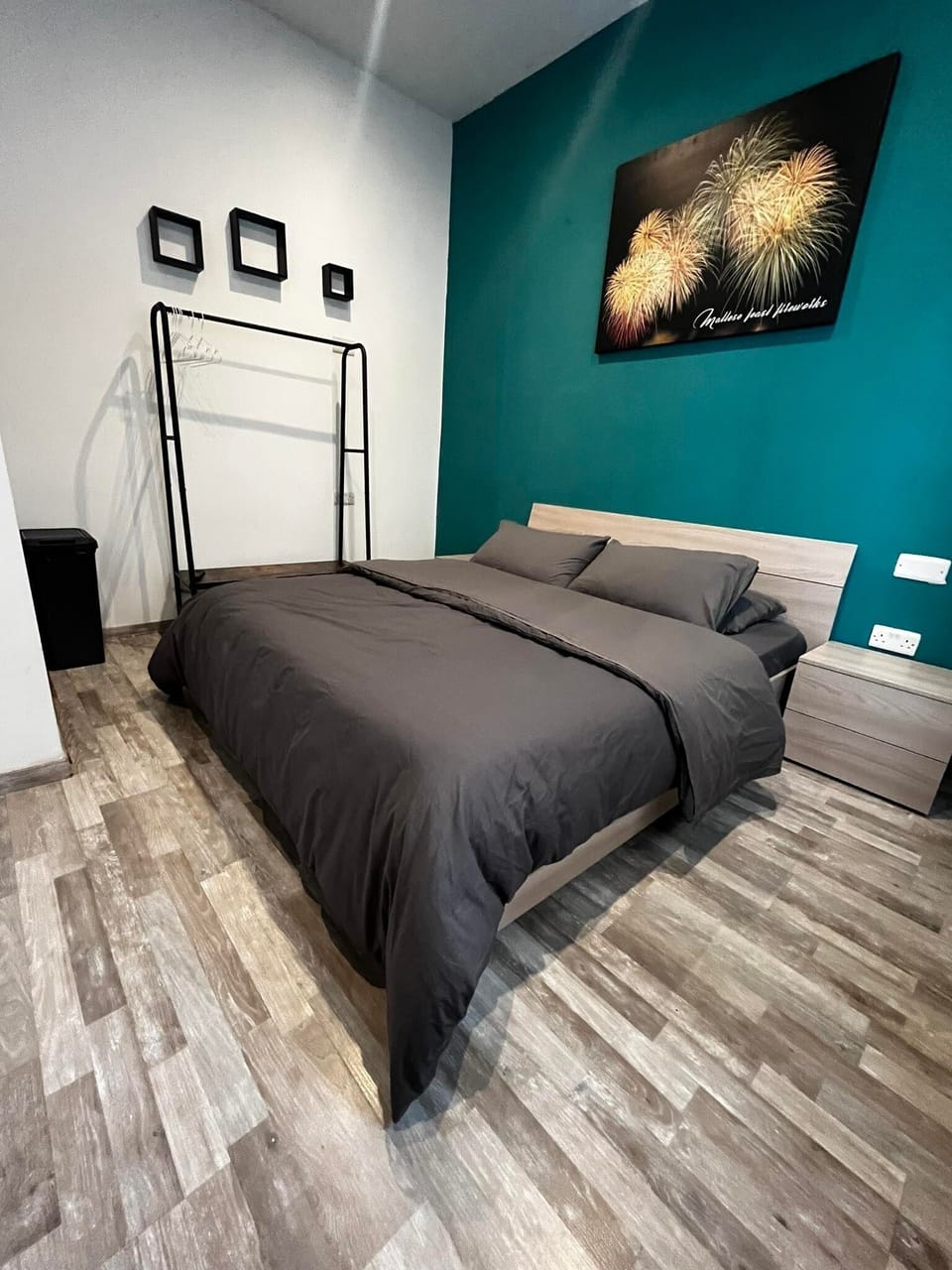 Basic Double Room | Free WiFi, bed sheets