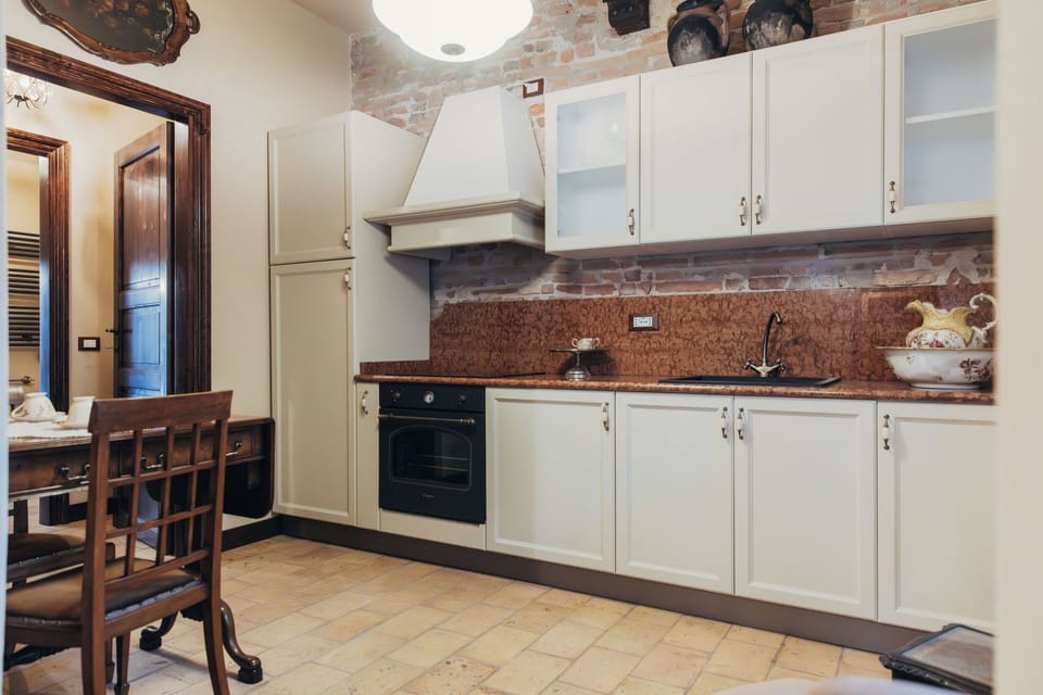 Apartment | Private kitchen | Espresso maker, coffee/tea maker, electric kettle