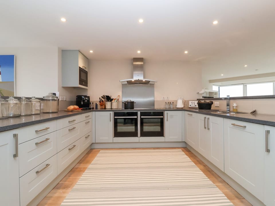 Fridge, dishwasher, electric kettle, toaster