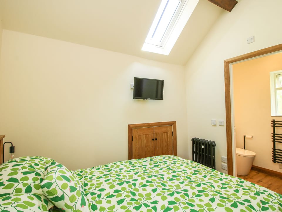 1 bedroom, individually decorated, individually furnished, free WiFi