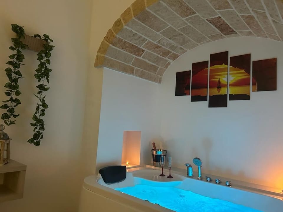 Exclusive Room | Premium bedding, memory foam beds, minibar, individually furnished