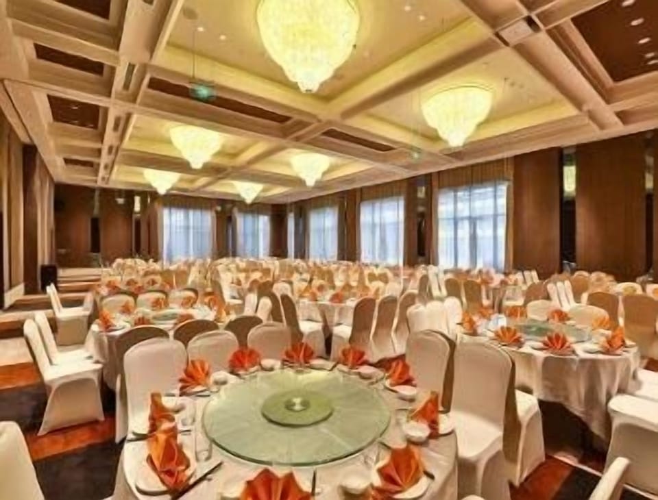 Ramada Encore Guanghan Hotel in Chengdu