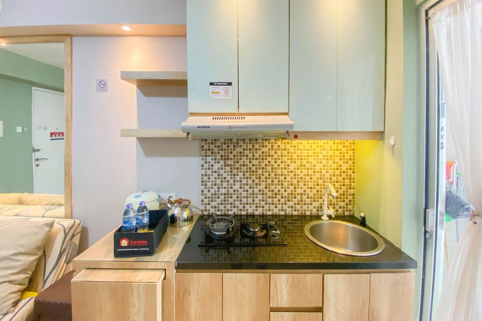 Apartment | Private kitchen | Full-size fridge, rice cooker, cookware/dishes/utensils