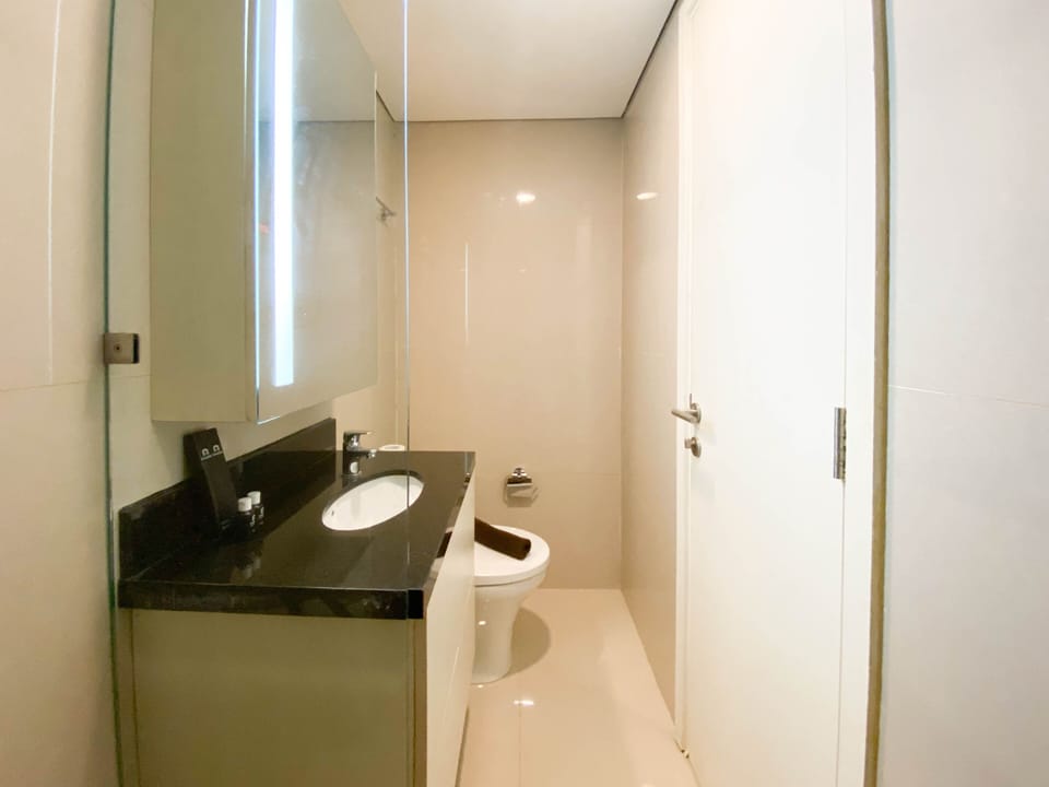 Apartment | Bathroom | Shower, towels