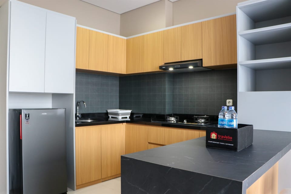 Apartment | Private kitchen | Full-size fridge, stovetop, rice cooker