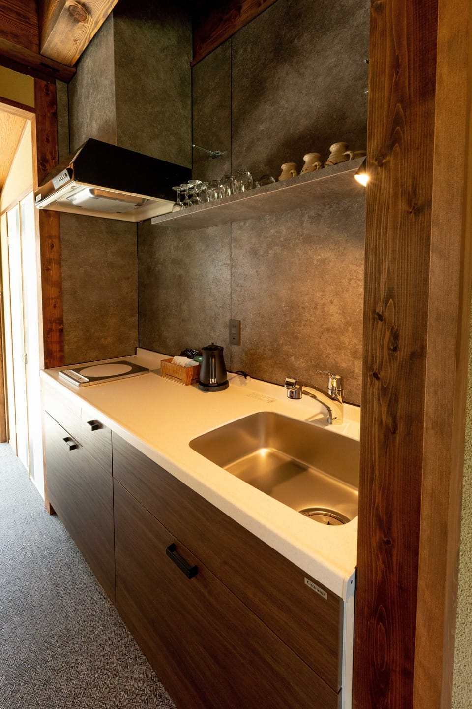 Villa (Uguisu) | Private kitchenette | Fridge, microwave, oven, stovetop