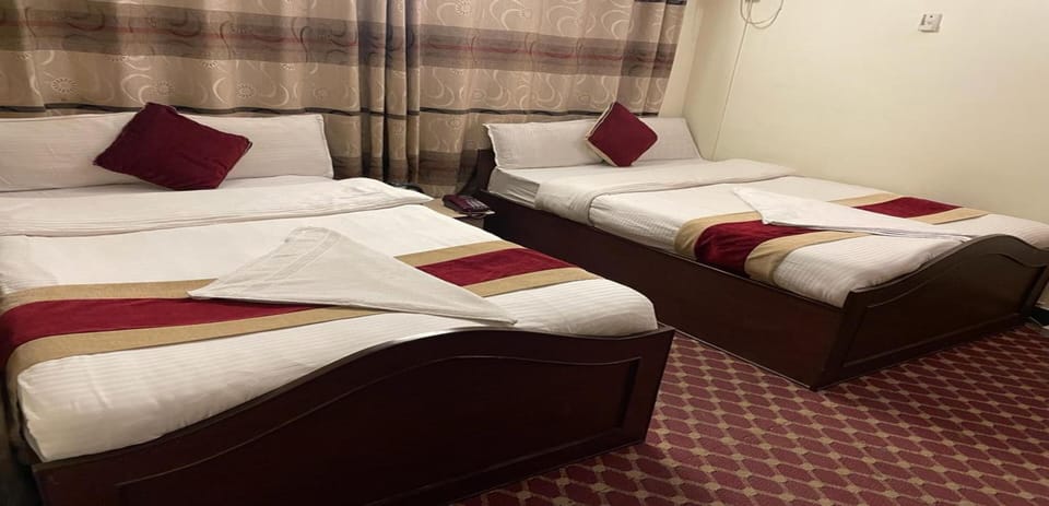 Double Room | Free WiFi, bed sheets
