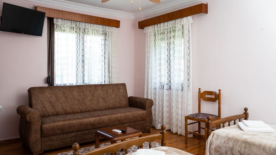 Family Villa | 2 bedrooms, free WiFi